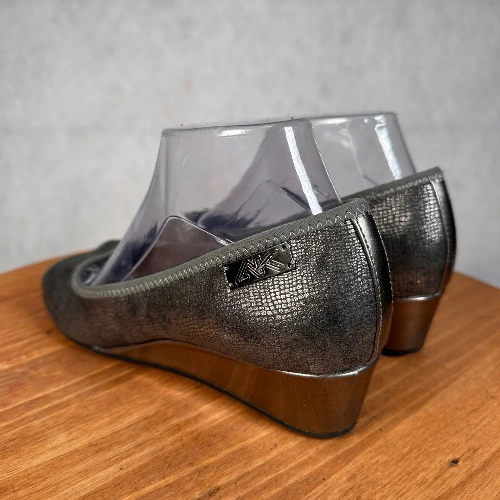 Anne Klein Sport Wedge Heels Womens 8M Pewter Good Snakeskin Peep Toe Shoes